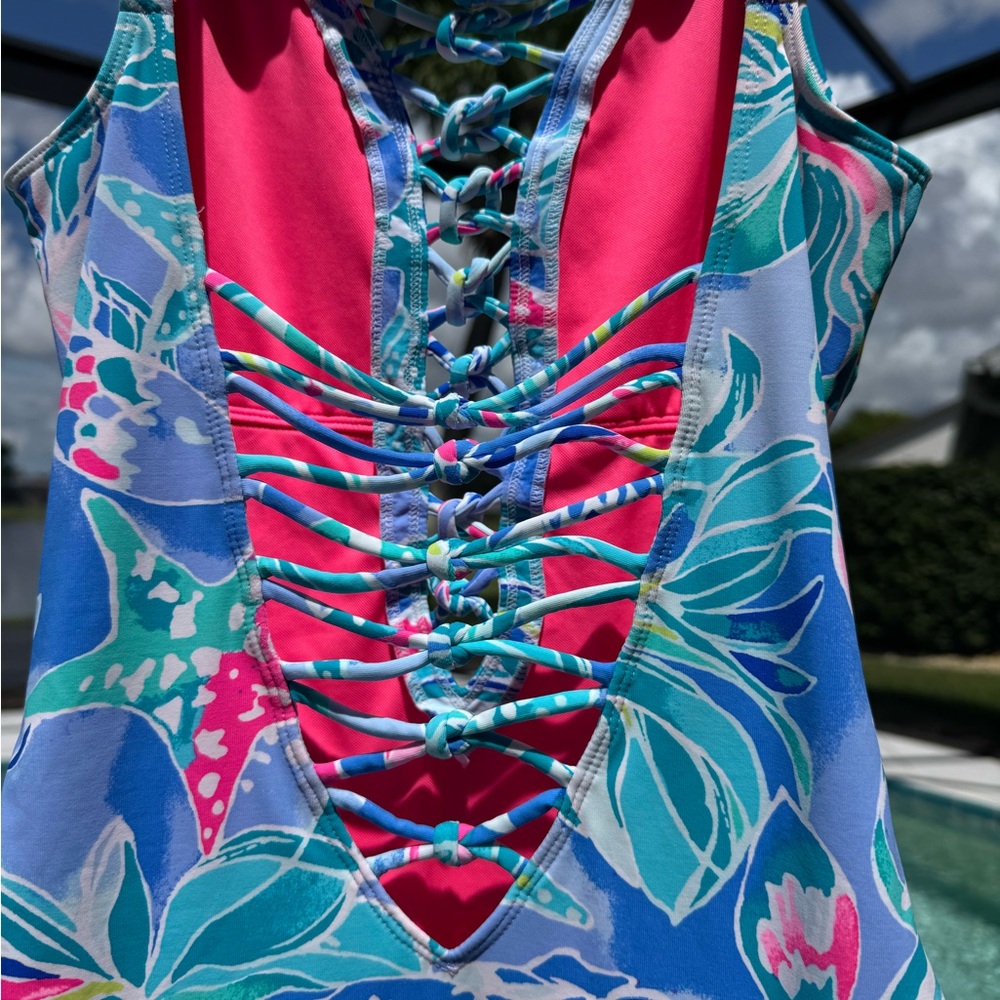 🩵🩷Lilly Pulitzer Lattice~Isle of Paradise Swimsuit - Blue and Pink Tropical🐠🦩 - Picture 5 of 12